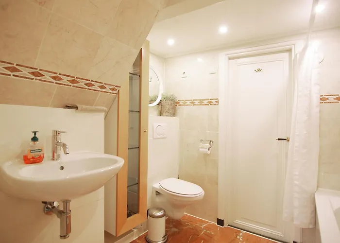 Гостевой дом Sonnenberg Canal View 4*