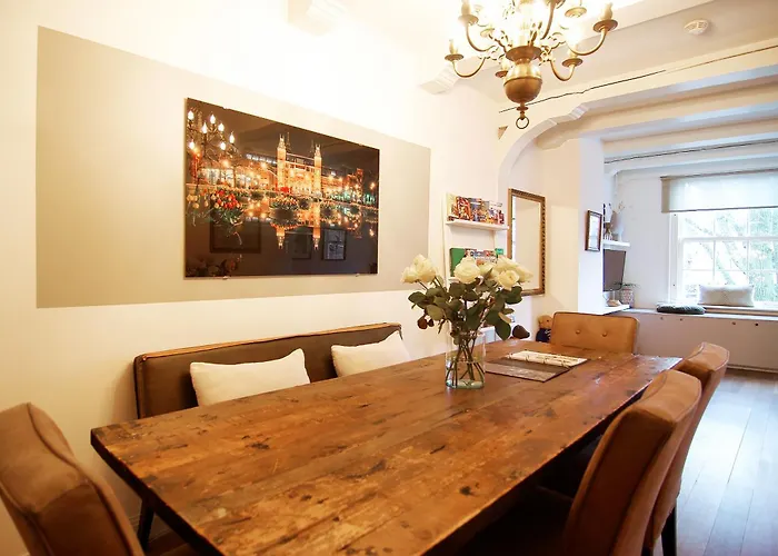 Sonnenberg Canal View