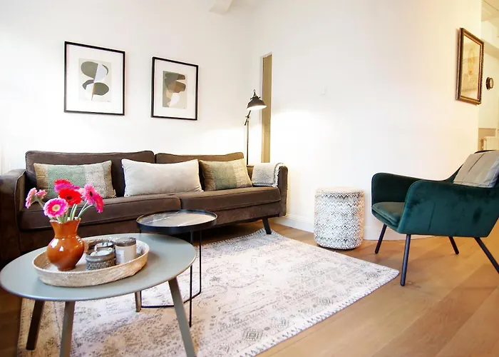 Sonnenberg Canal View Амстердам