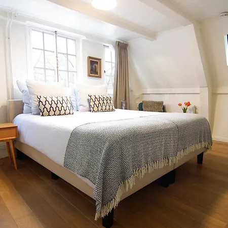 Sonnenberg Canal View