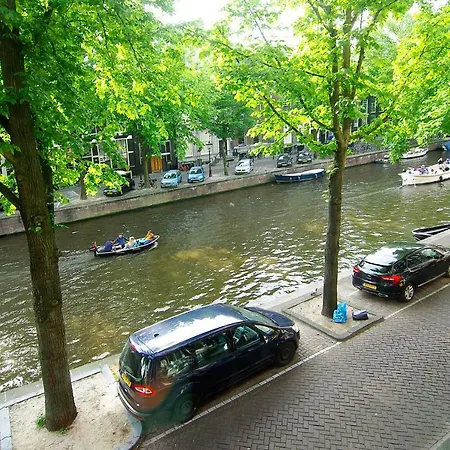 Gasthuis Sonnenberg Canal View