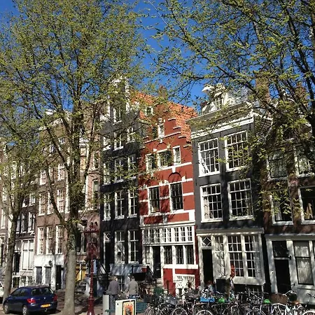 Gasthuis Sonnenberg Canal View